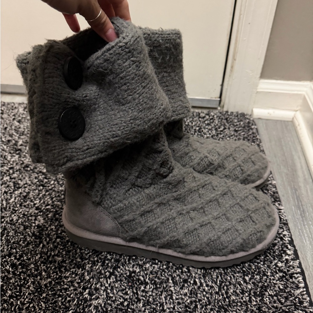 UGG Classic Lattice Cardy knit boots in color charcoal grey